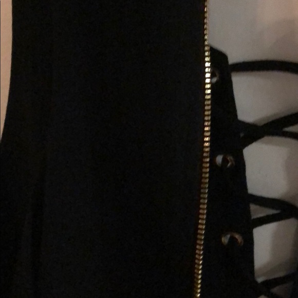 Short set - Picture 3 of 6